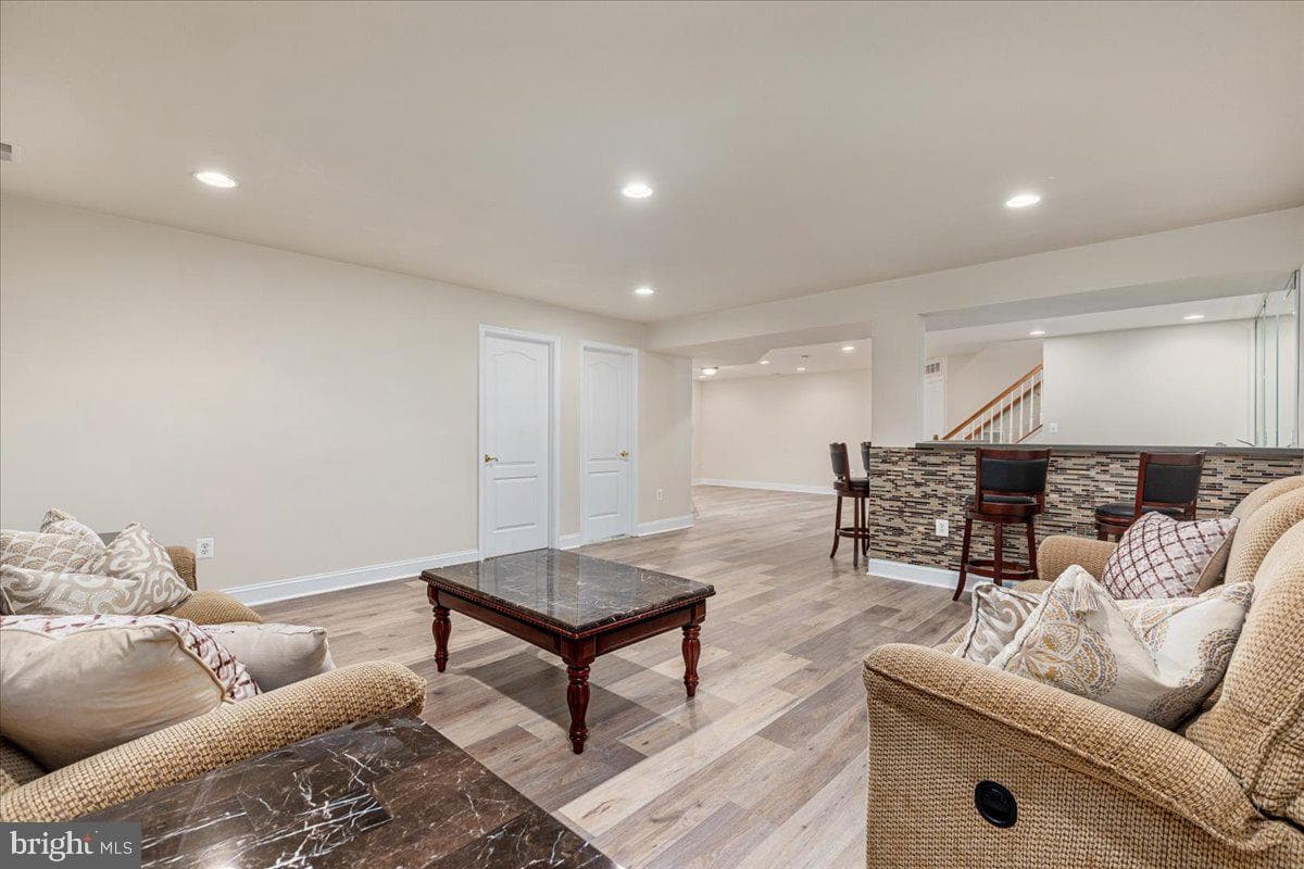 5645 Tower Hill Circle photo 11