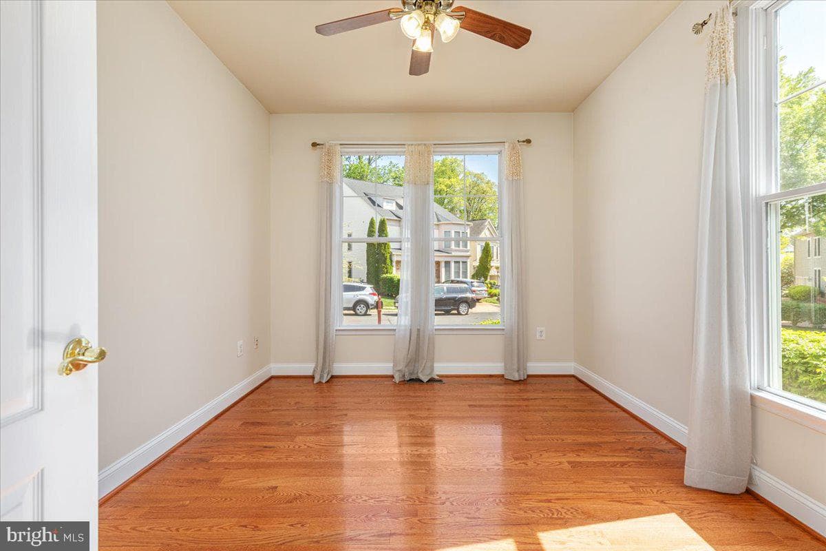 5645 Tower Hill Circle photo 17