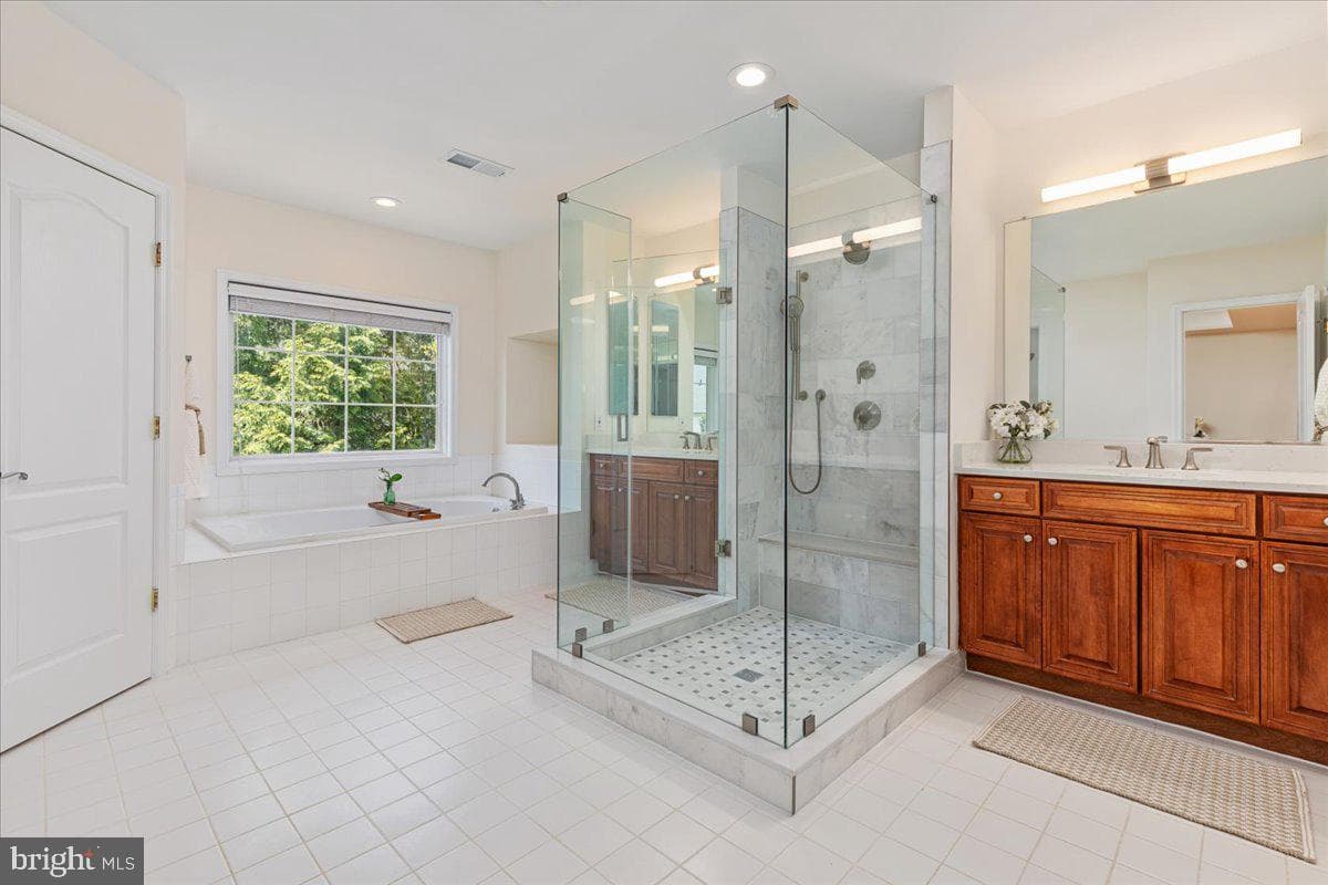 5645 Tower Hill Circle photo 40