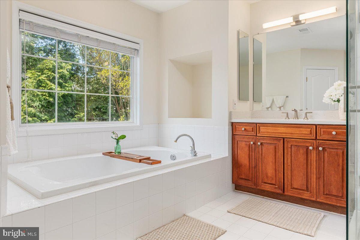 5645 Tower Hill Circle photo 42