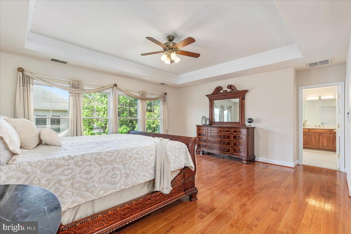 5645 Tower Hill Circle photo 9