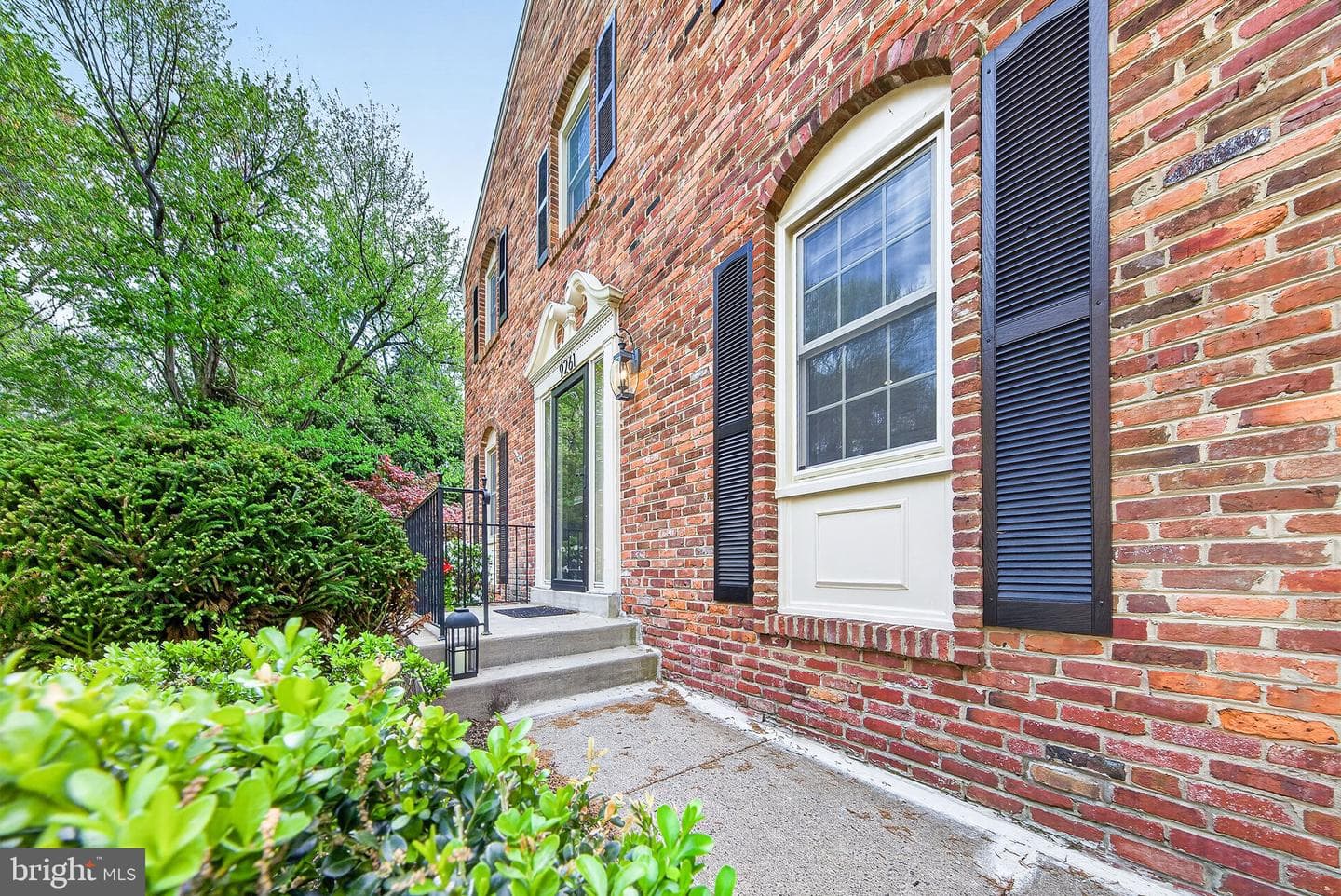 9261 Bailey Lane photo 3