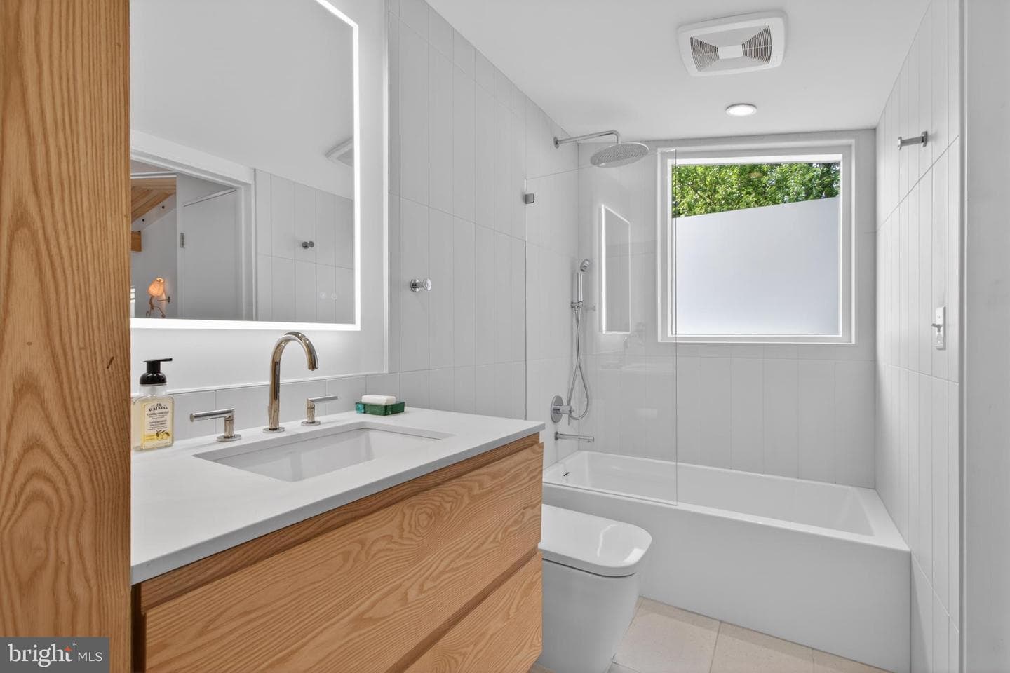 7905 Sycamore Drive photo 23
