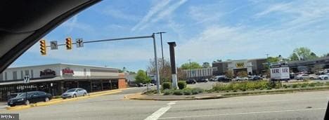 6809 Rolling Road photo 37
