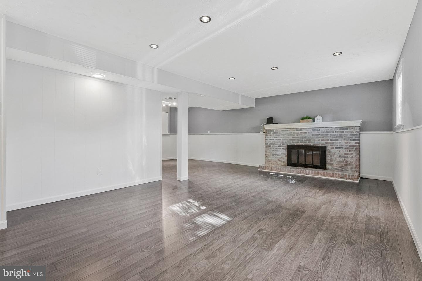 1105 Clarke Street photo 30