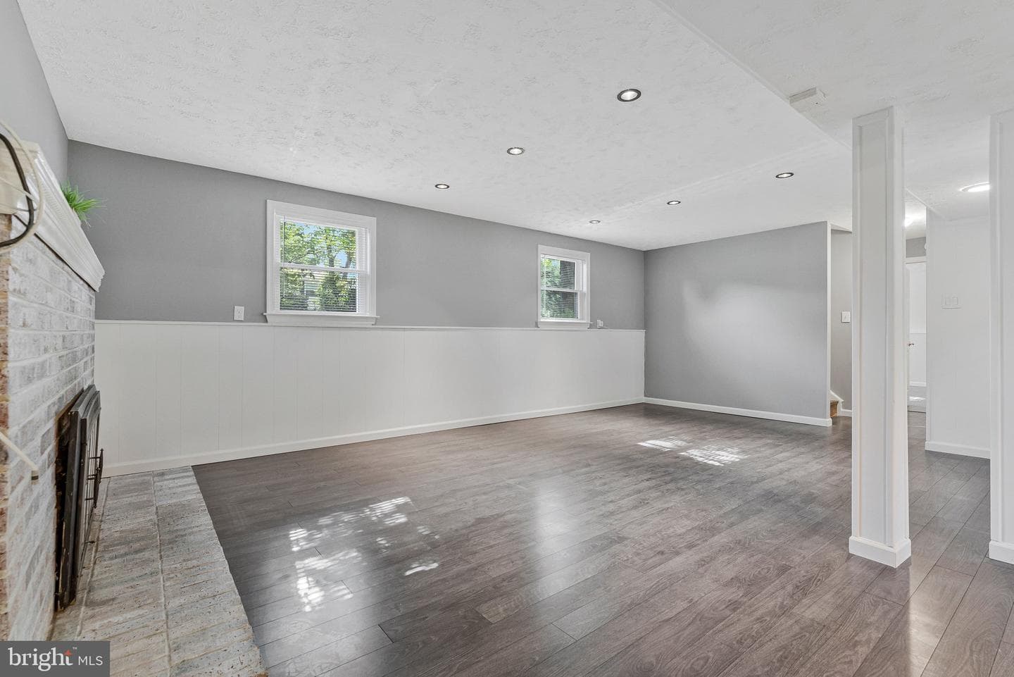 1105 Clarke Street photo 32