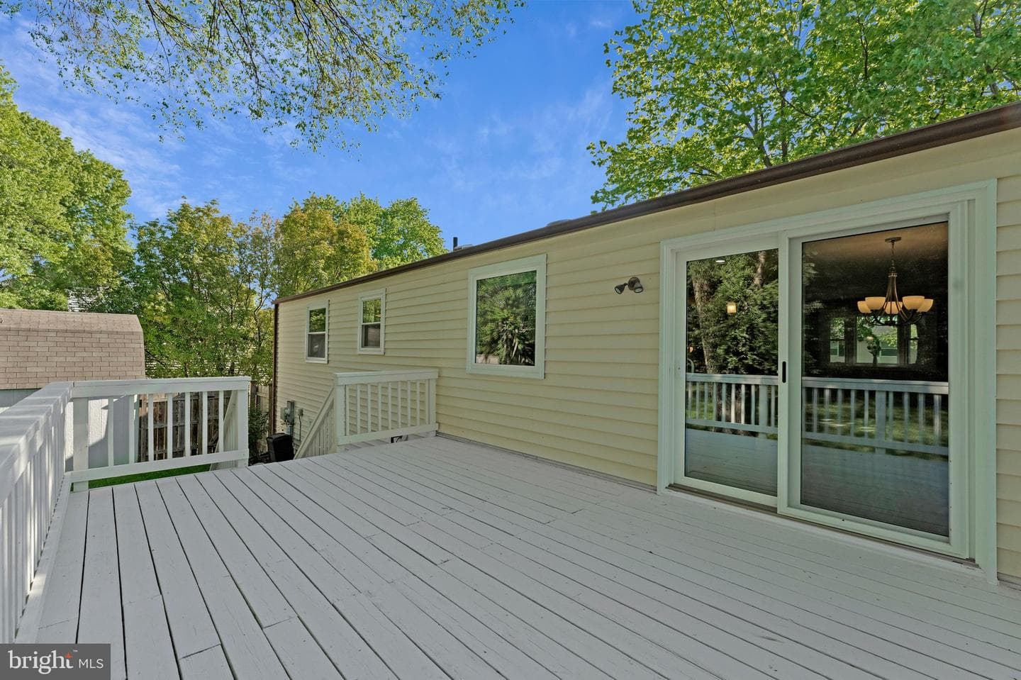 1105 Clarke Street photo 43
