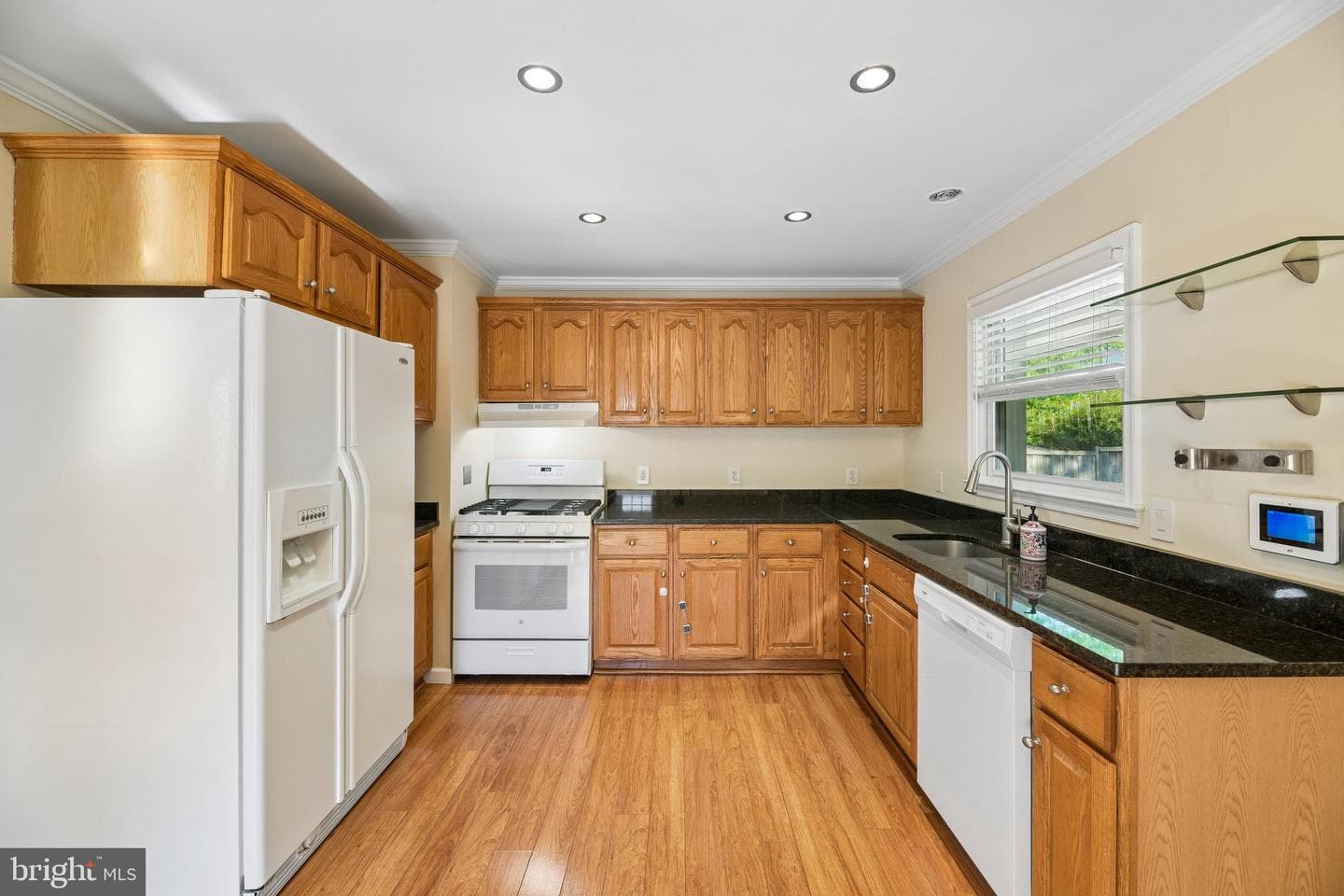 3304 Piper Lane photo 9