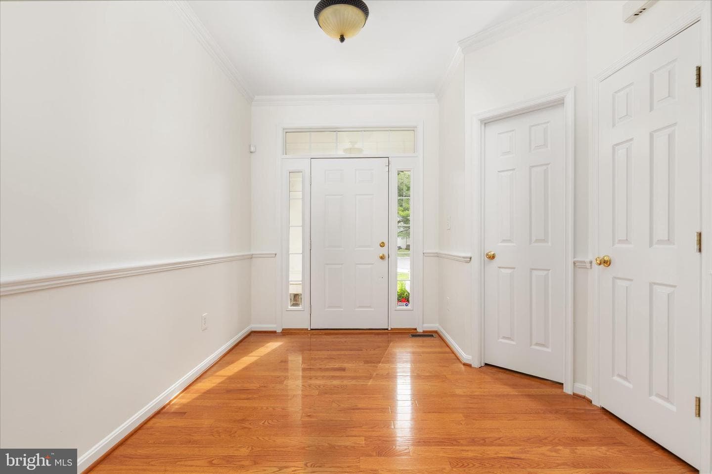 2898 Gretna Place photo 3