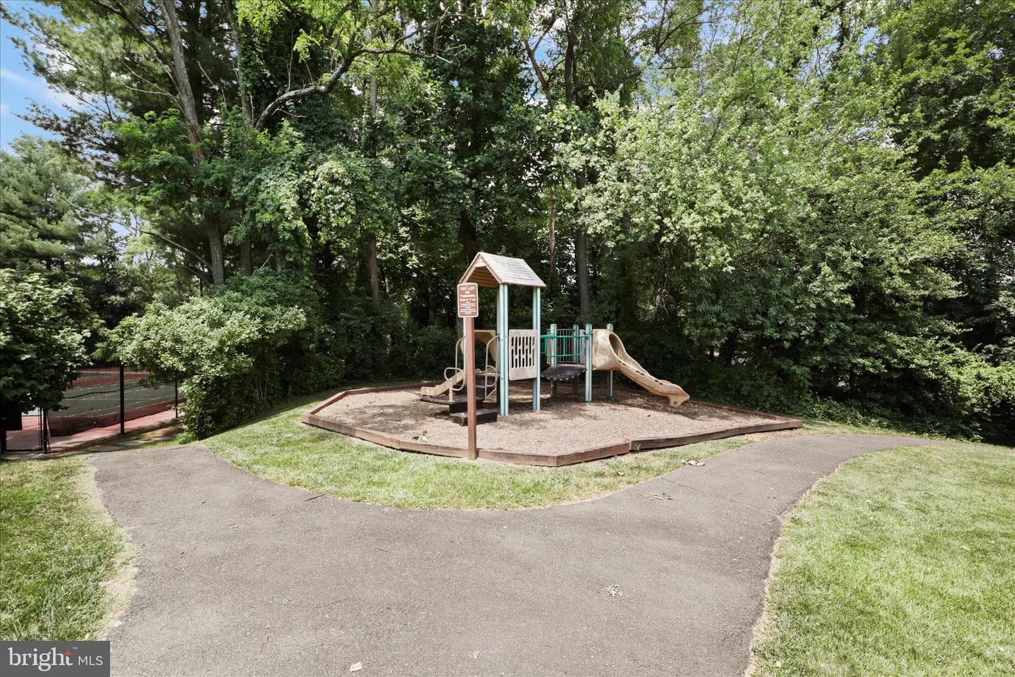 6106 Mantle Road photo 31