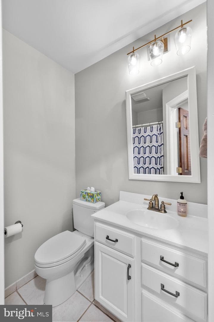 6491 Milva Lane photo 46