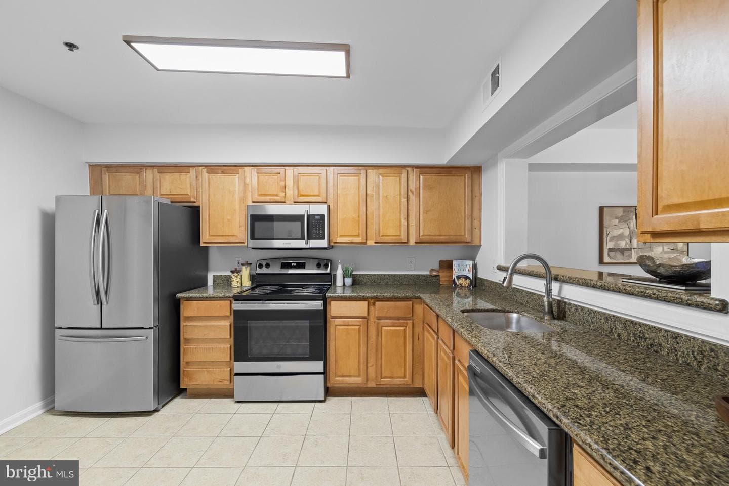 3179 Summit Square Drive #2-C4 photo 11