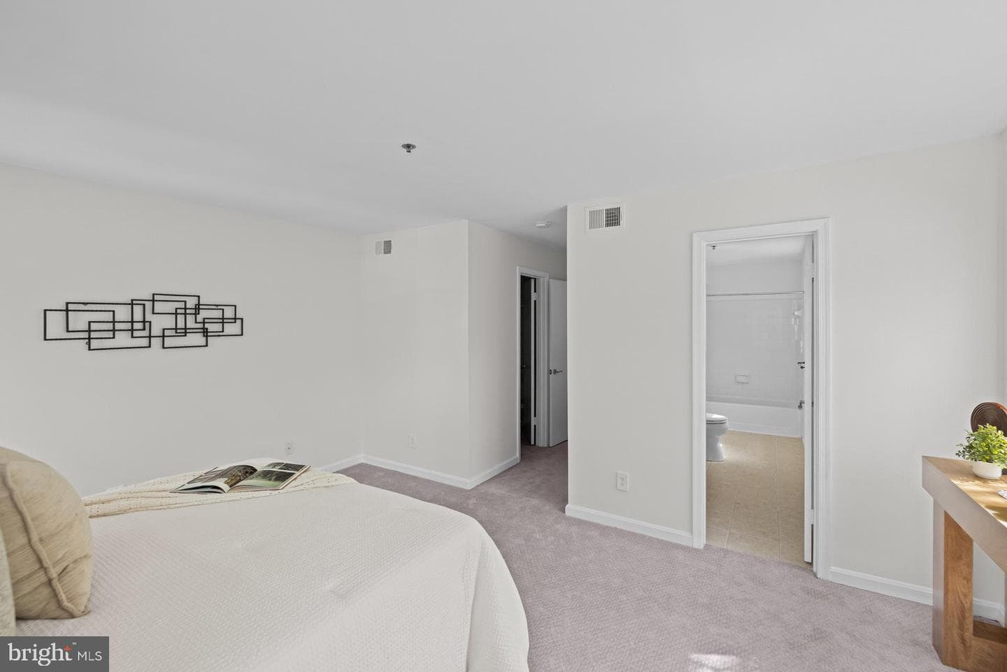 3179 Summit Square Drive #2-C4 photo 32