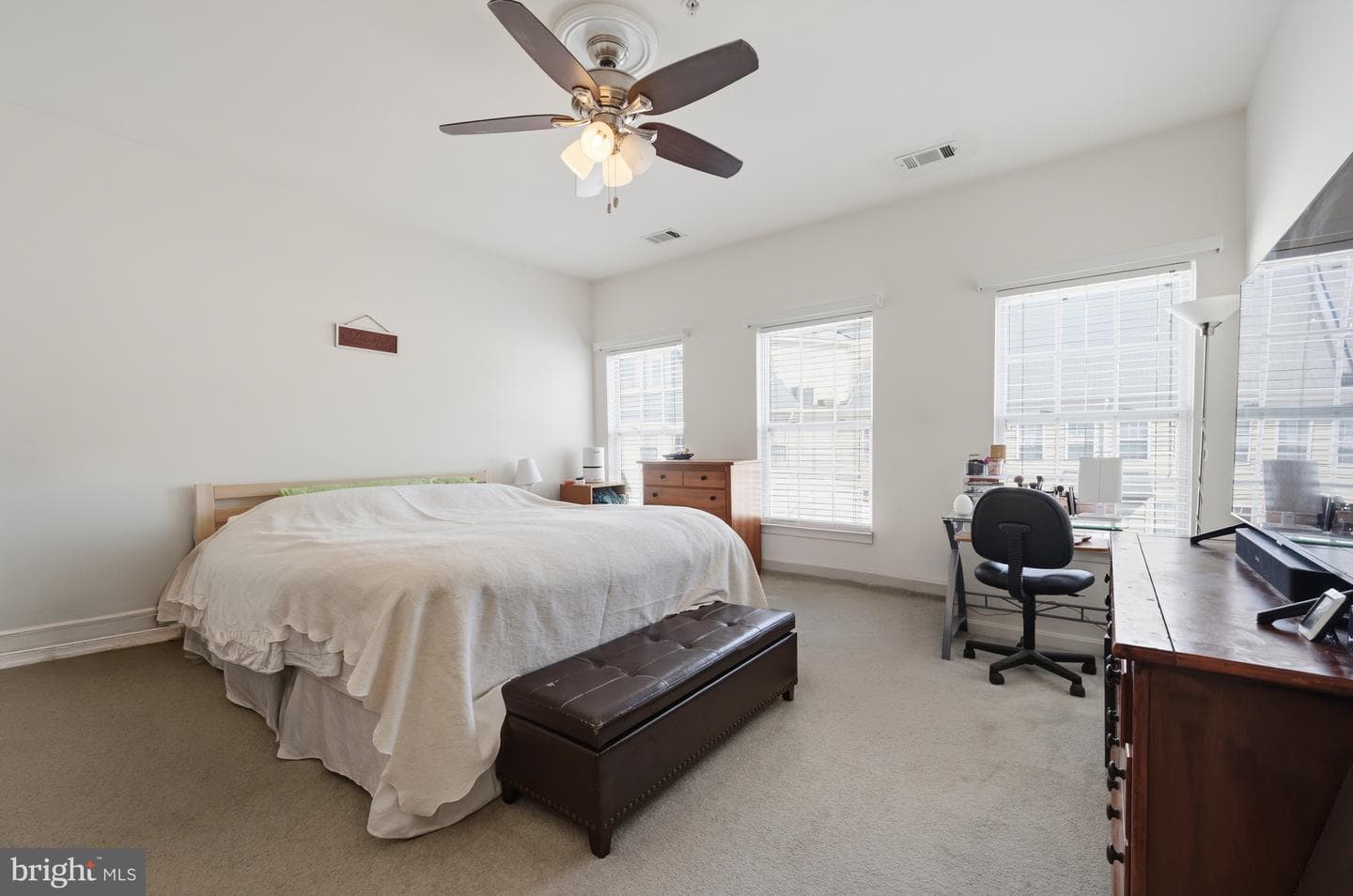 2664 Manhattan Place #305 photo 19