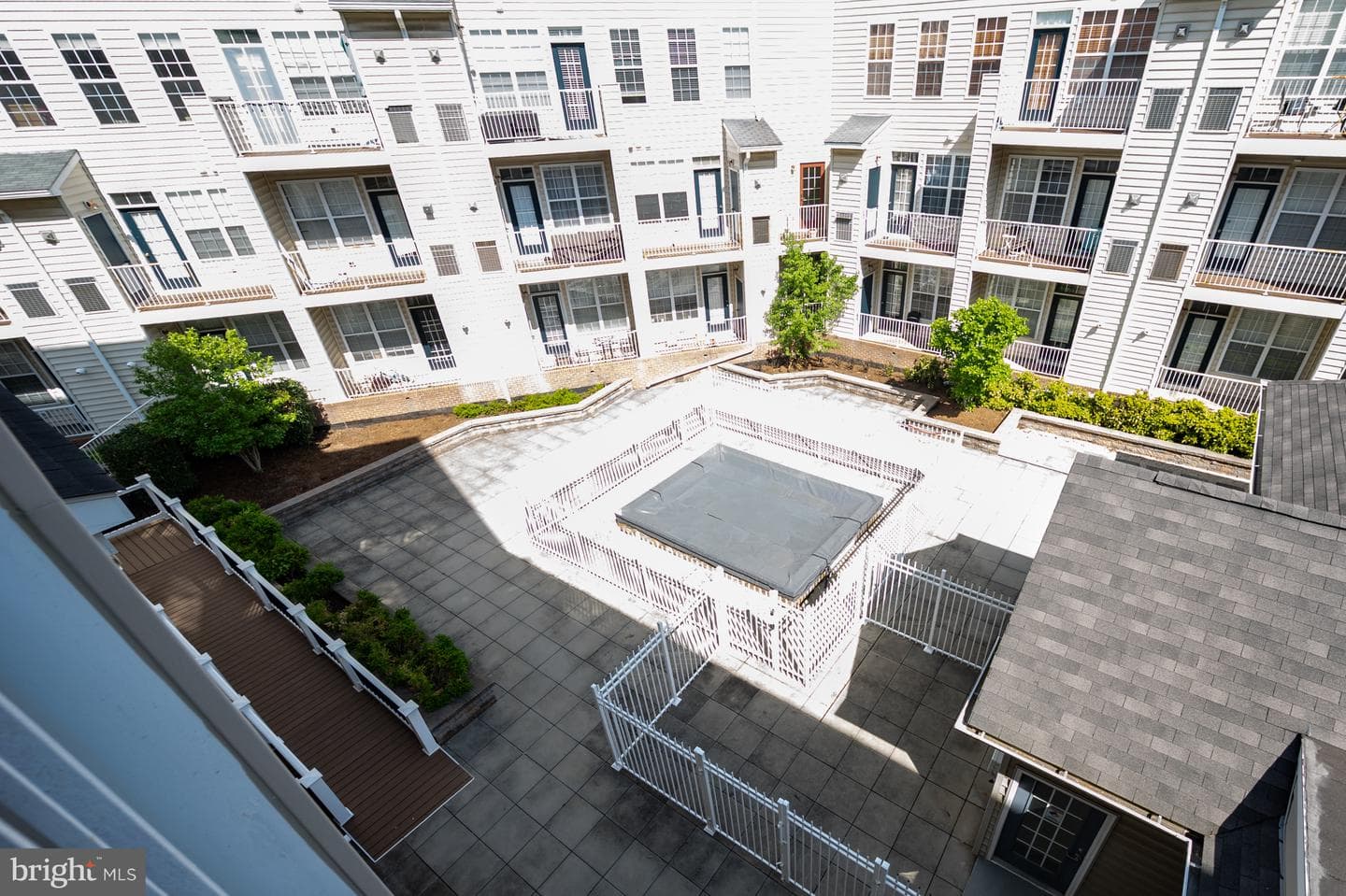 2664 Manhattan Place #305 photo 42
