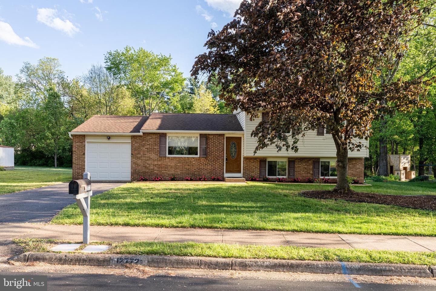 12772 Bradwell Road photo 2