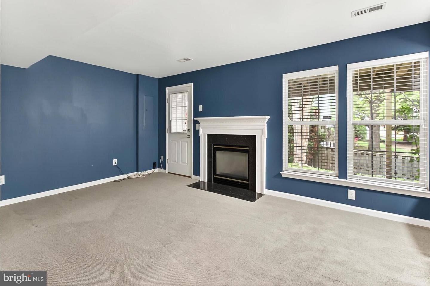 14210 Glade Spring Drive photo 32
