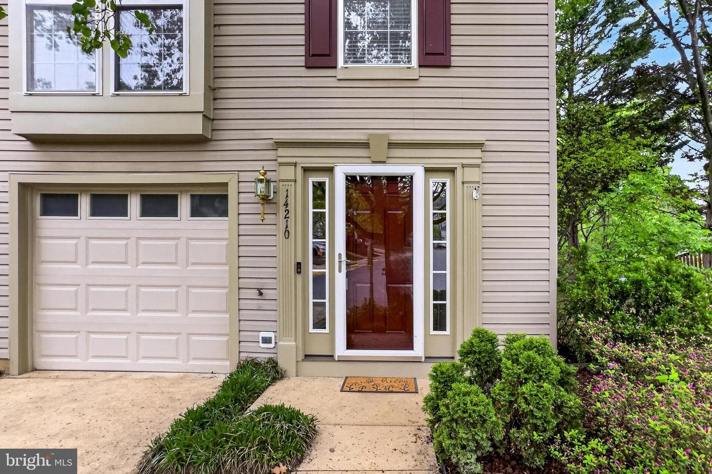 14210 Glade Spring Drive photo 4