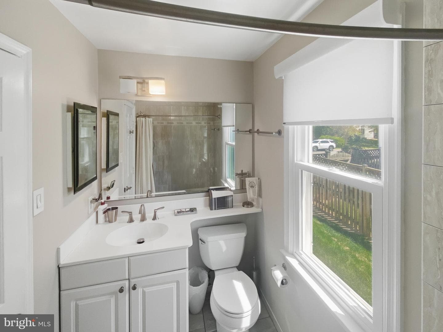 13905 Deviar Drive photo 36