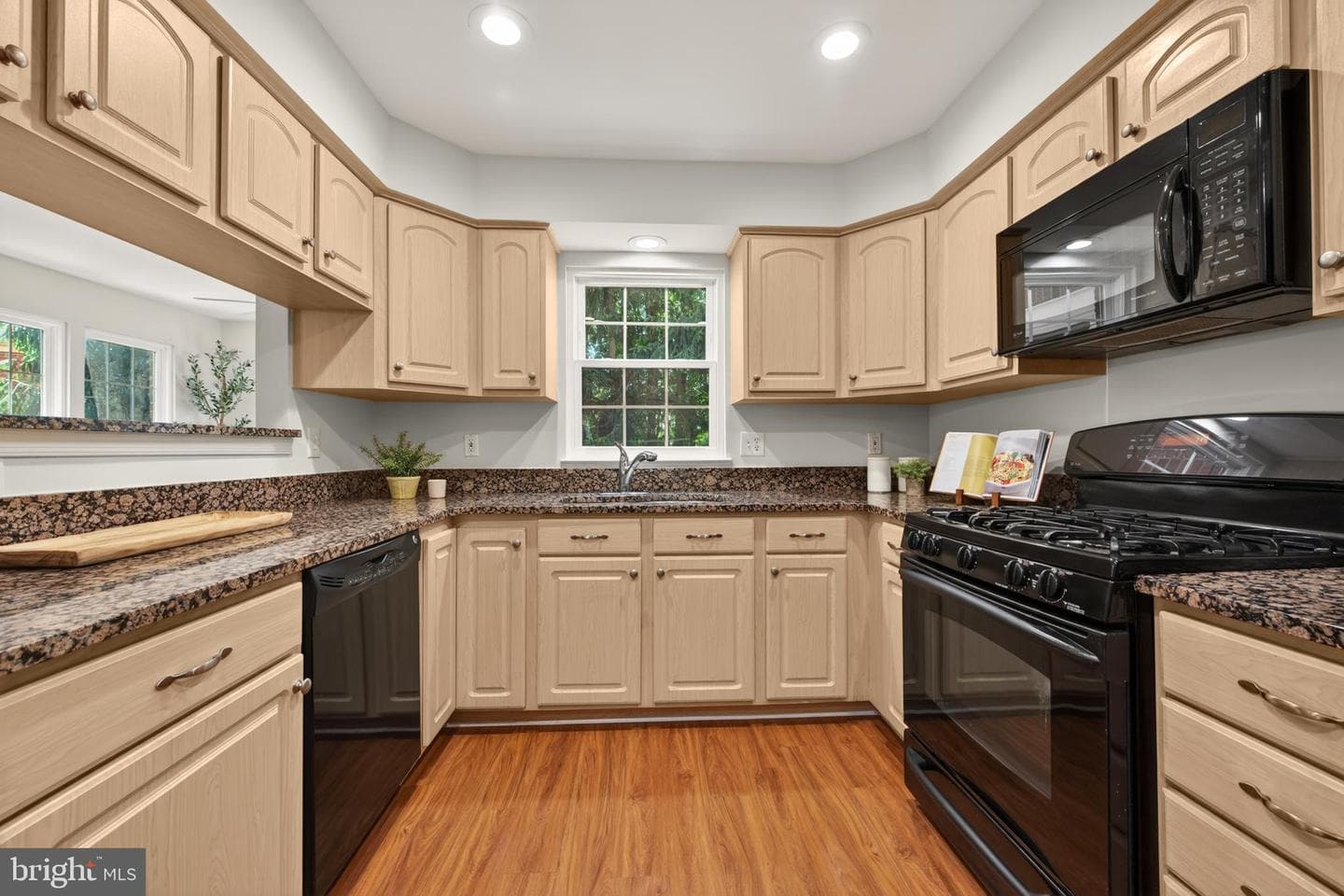 1409 Park Garden Lane photo 17