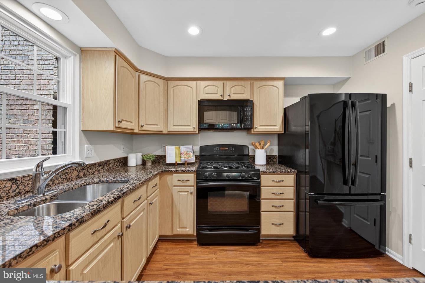 1409 Park Garden Lane photo 18