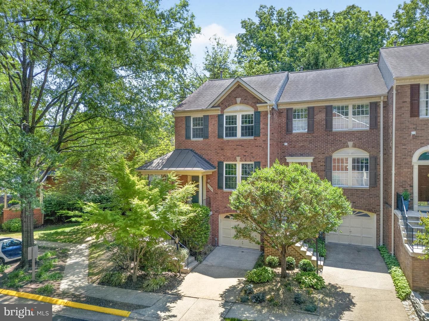 1409 Park Garden Lane photo 2