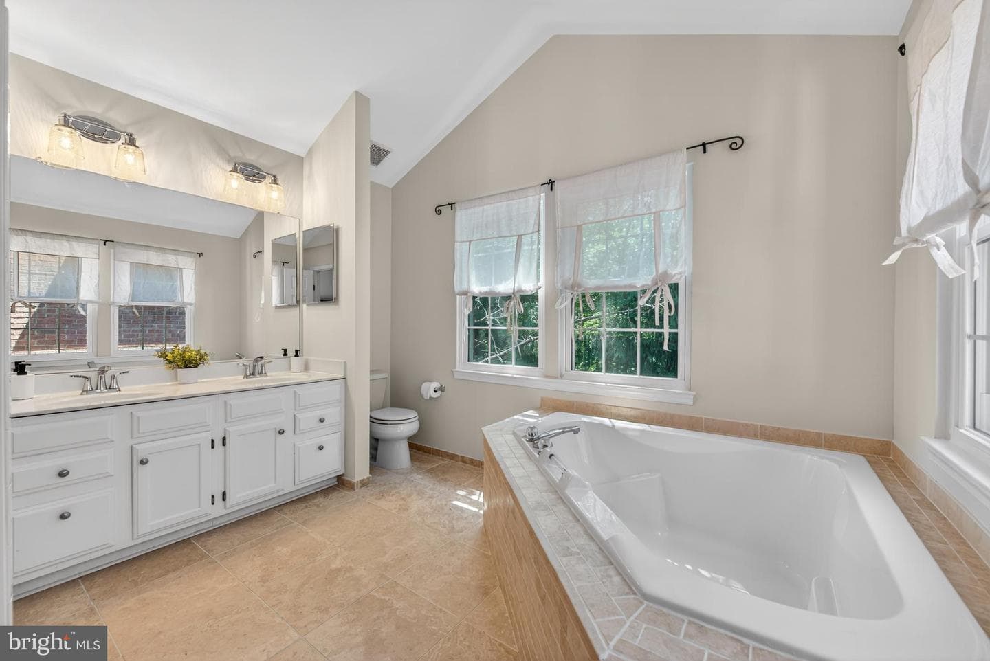 1409 Park Garden Lane photo 24