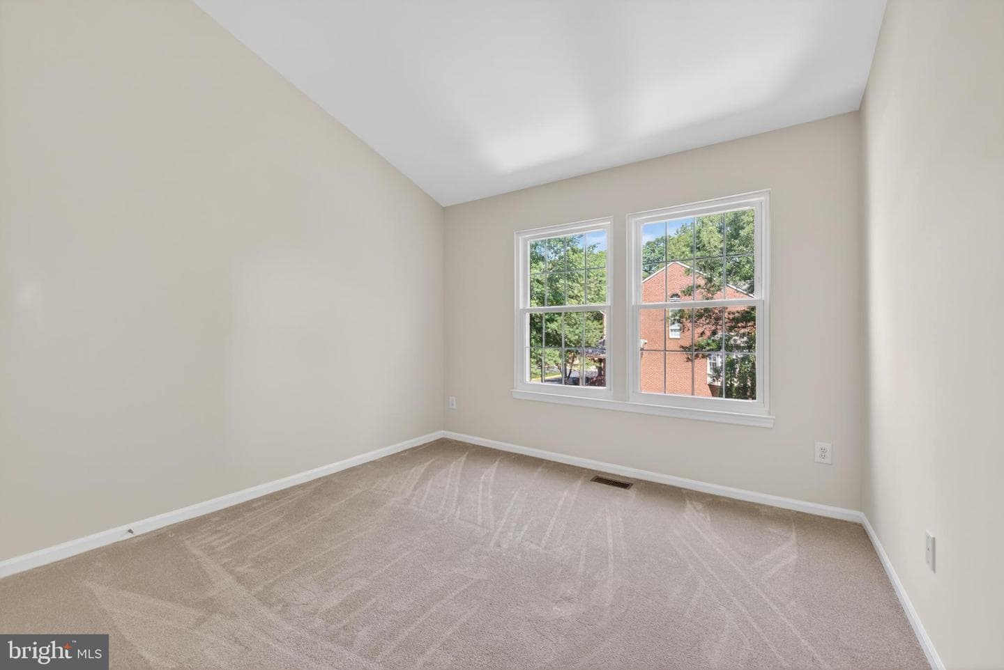 1409 Park Garden Lane photo 25
