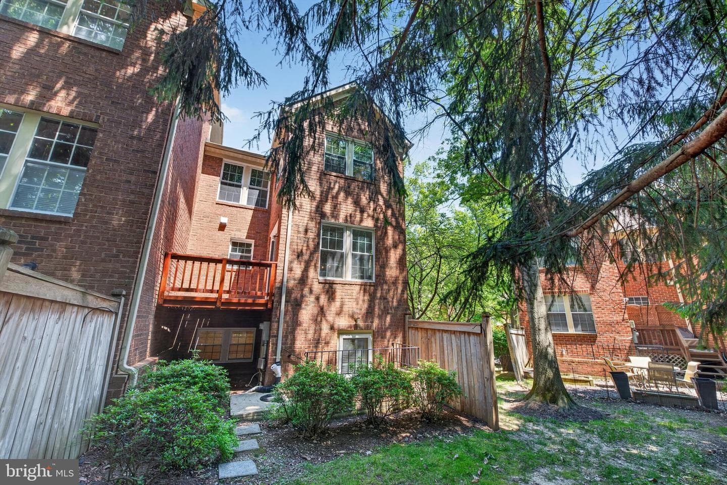 1409 Park Garden Lane photo 33