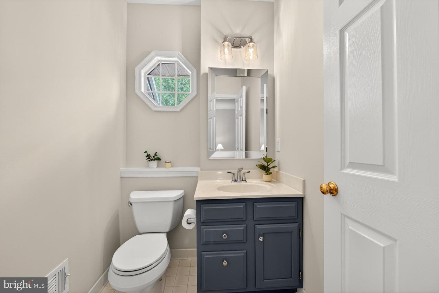 1409 Park Garden Lane photo 5