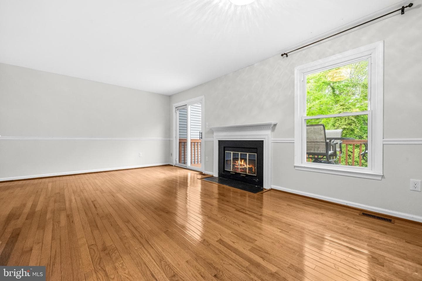 6279 Kerrydale Drive photo 3