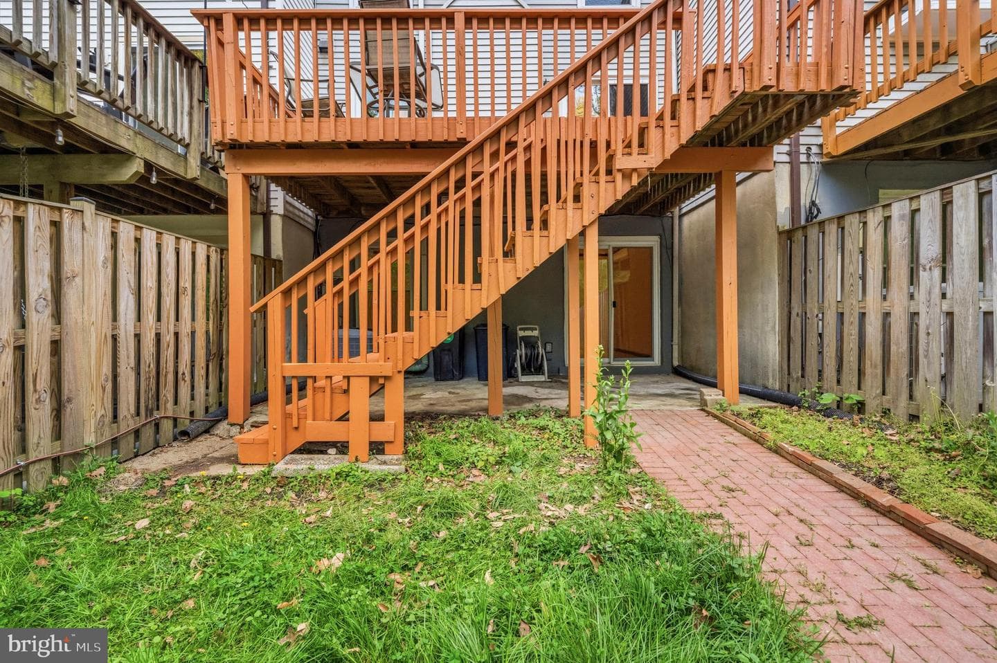6279 Kerrydale Drive photo 32