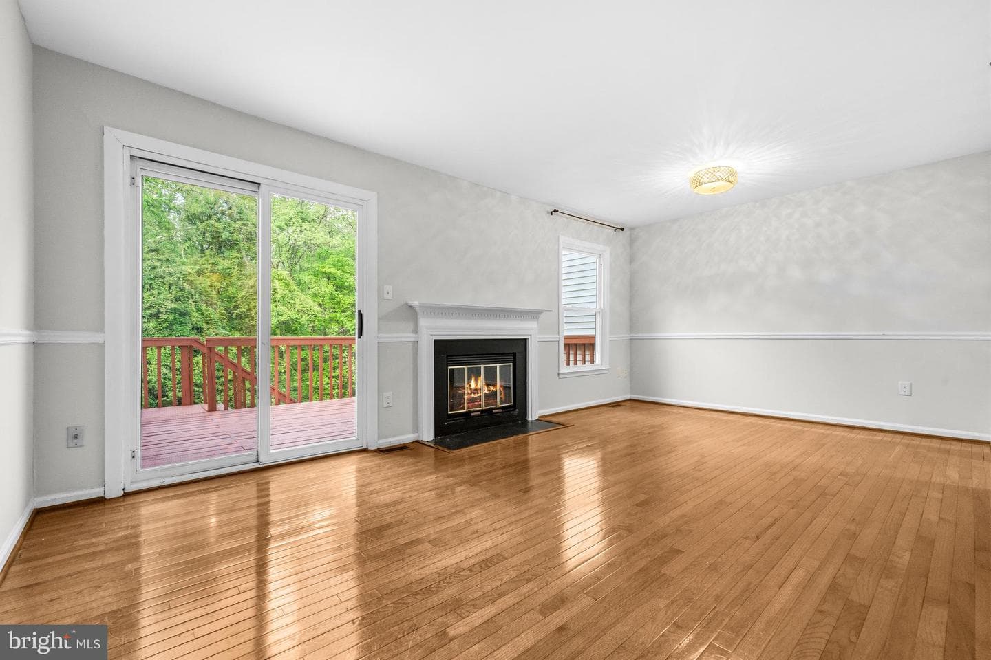 6279 Kerrydale Drive photo 5