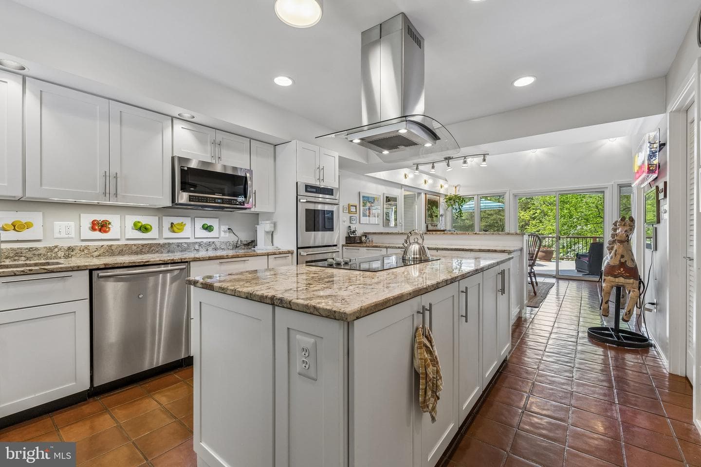 2416 Sunny Meadow Lane photo 16