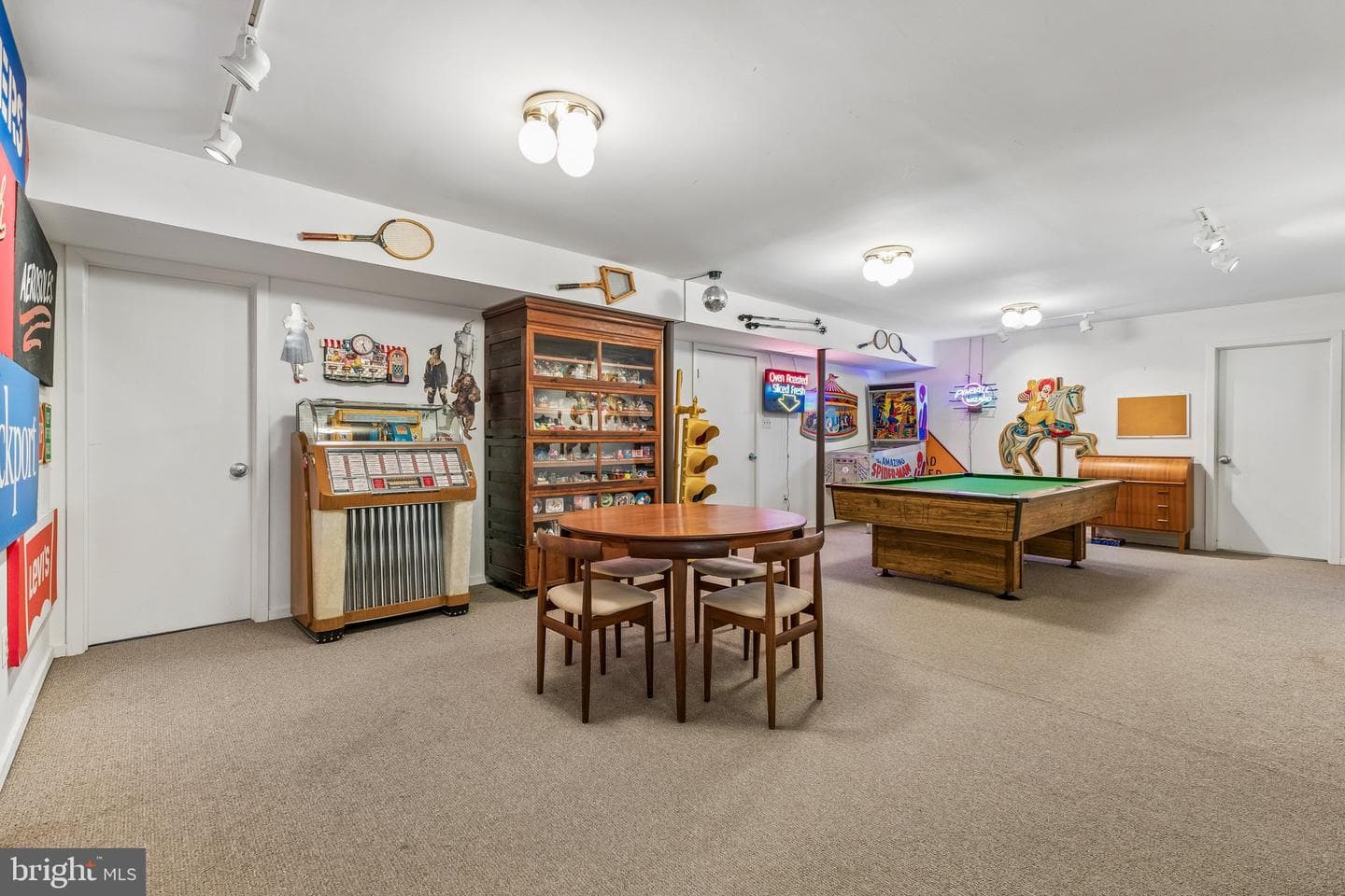 2416 Sunny Meadow Lane photo 40