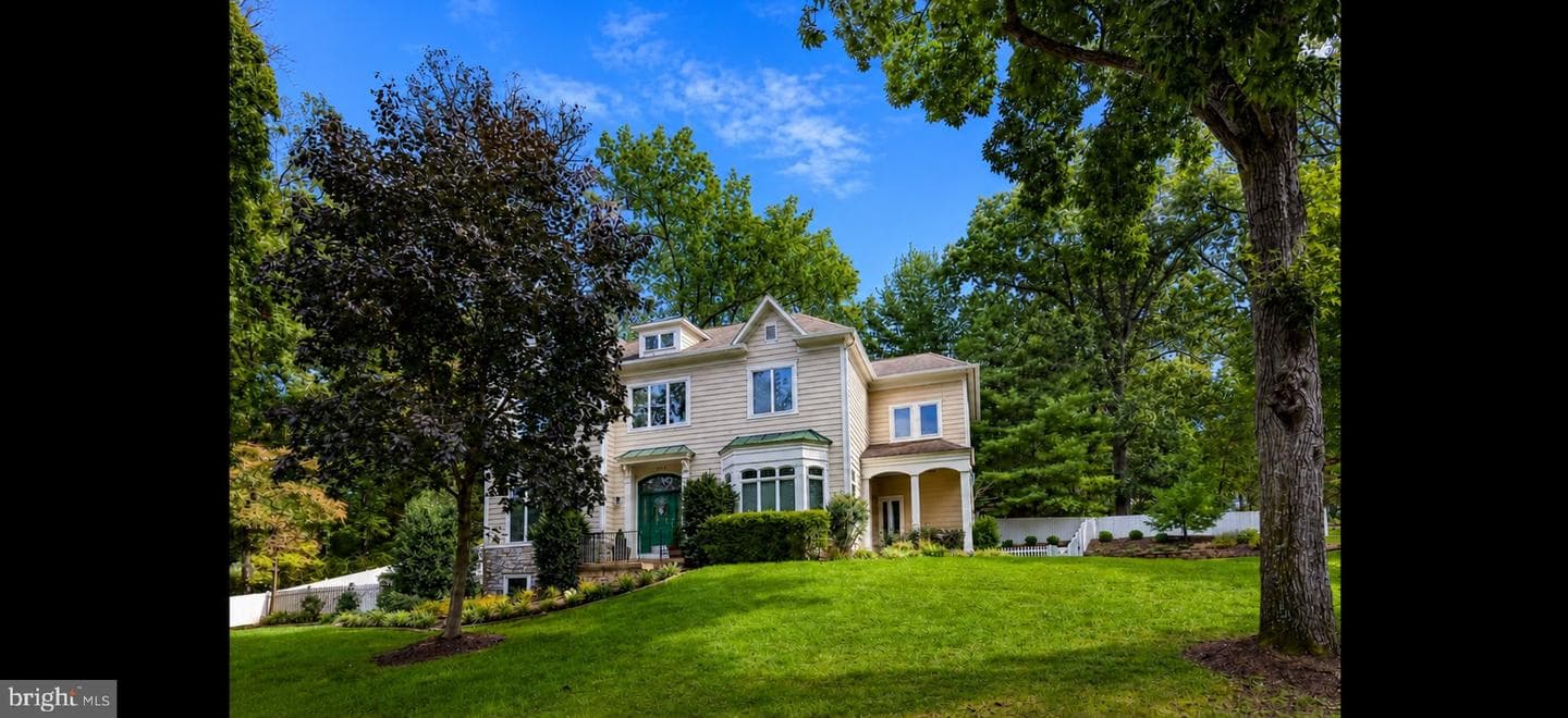 3242 Valley Lane, Falls Church