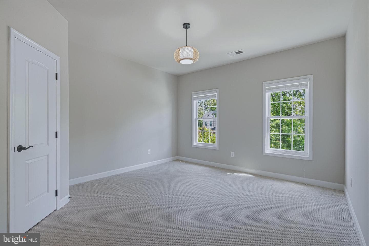 6804 Dean Drive photo 32