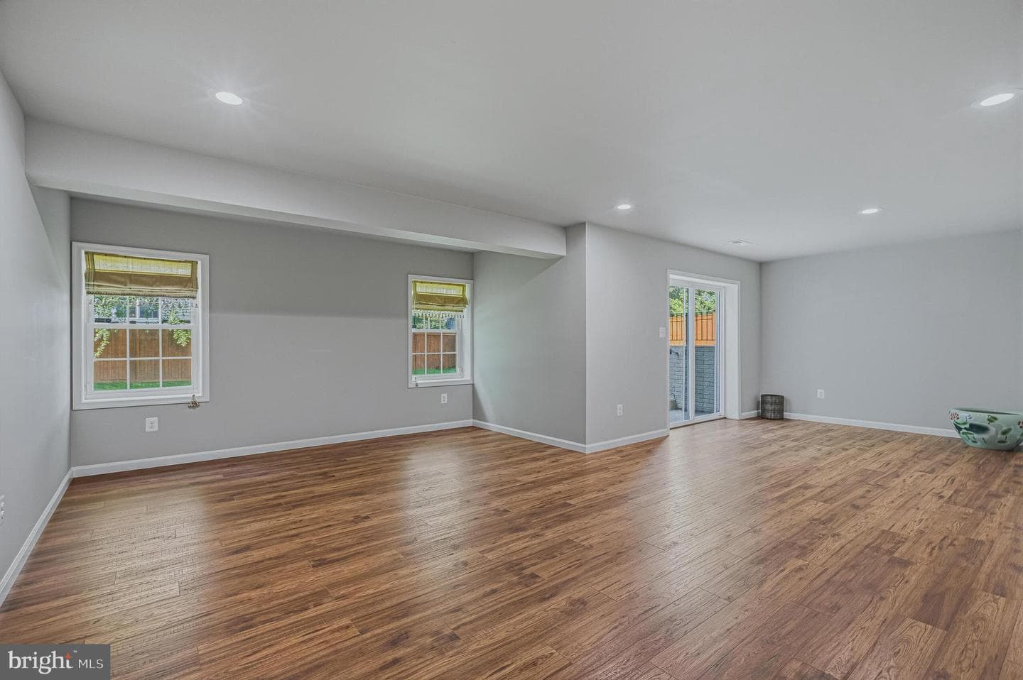 6804 Dean Drive photo 35