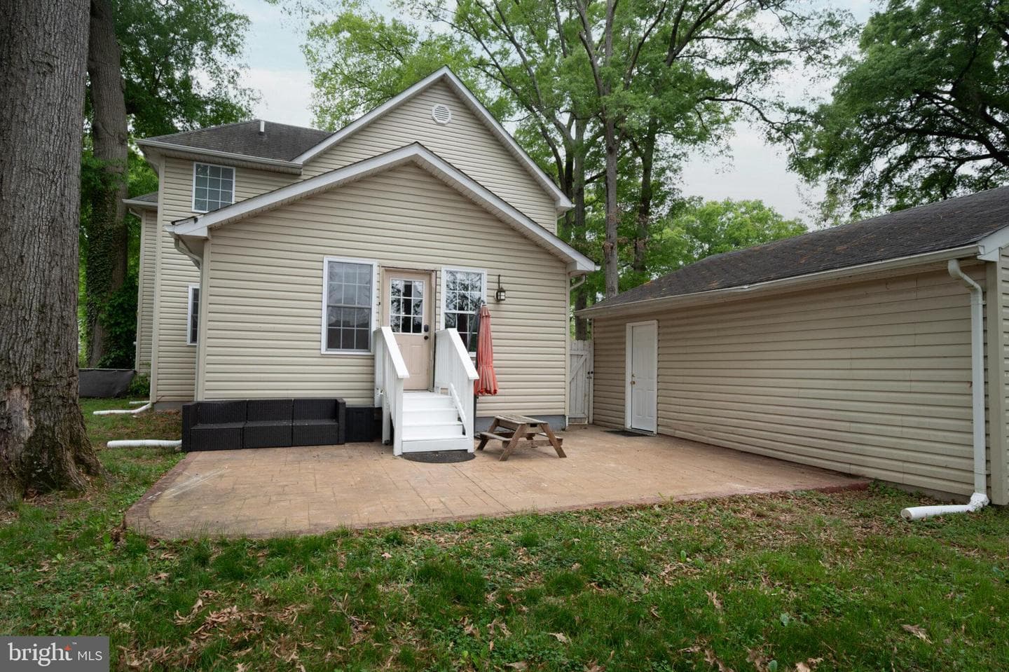 7909 Ashton Street photo 35