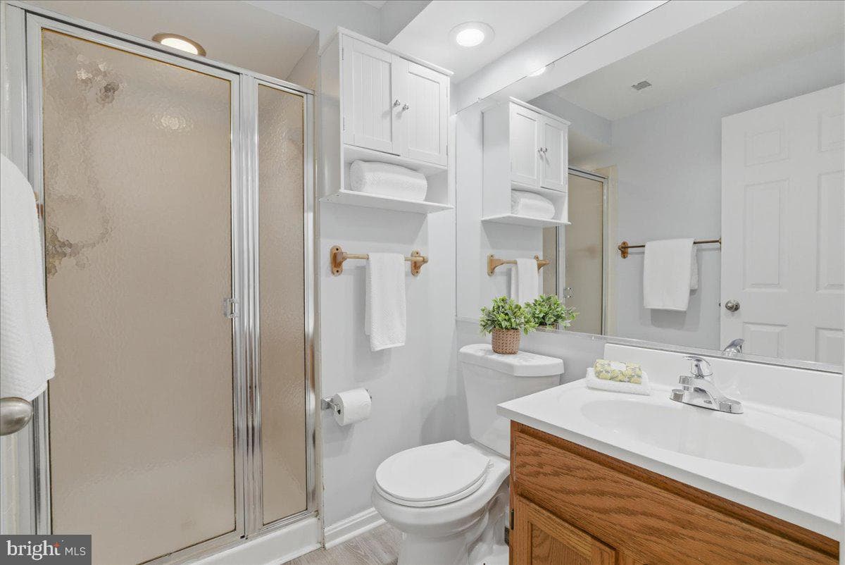 6046 Raina Dr photo 24