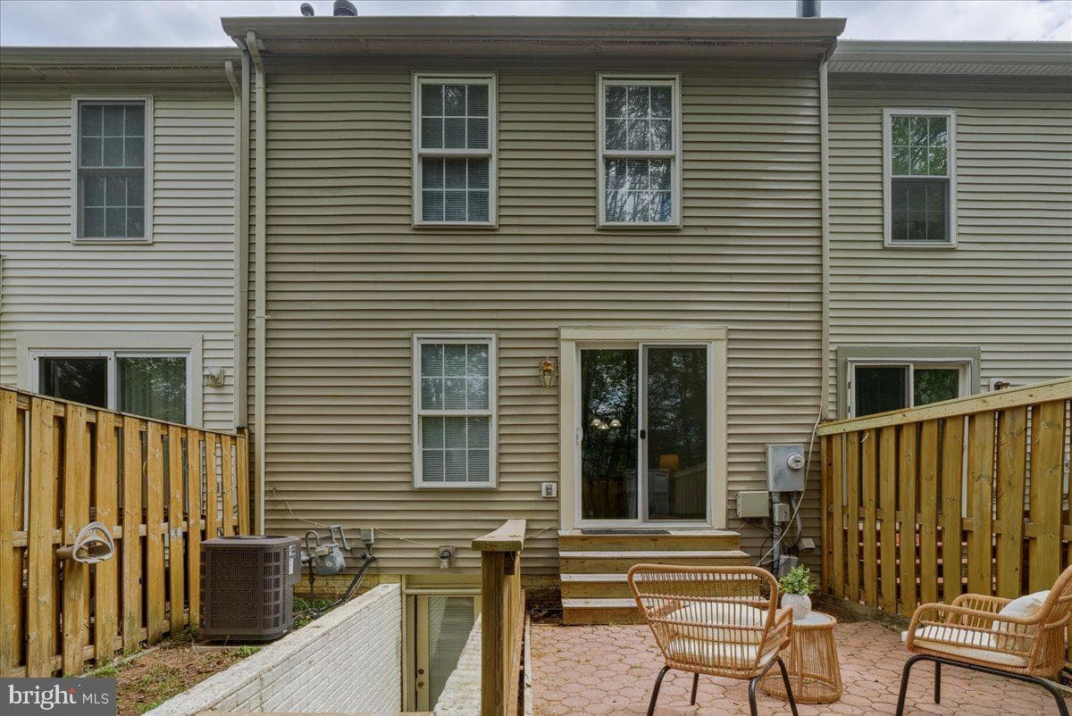 6046 Raina Dr photo 28
