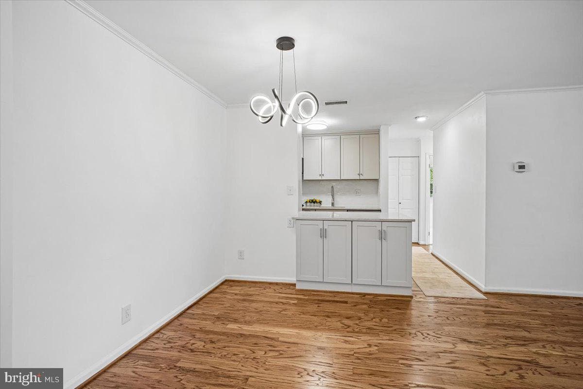 5800 Cove Landing Road #304 photo 10