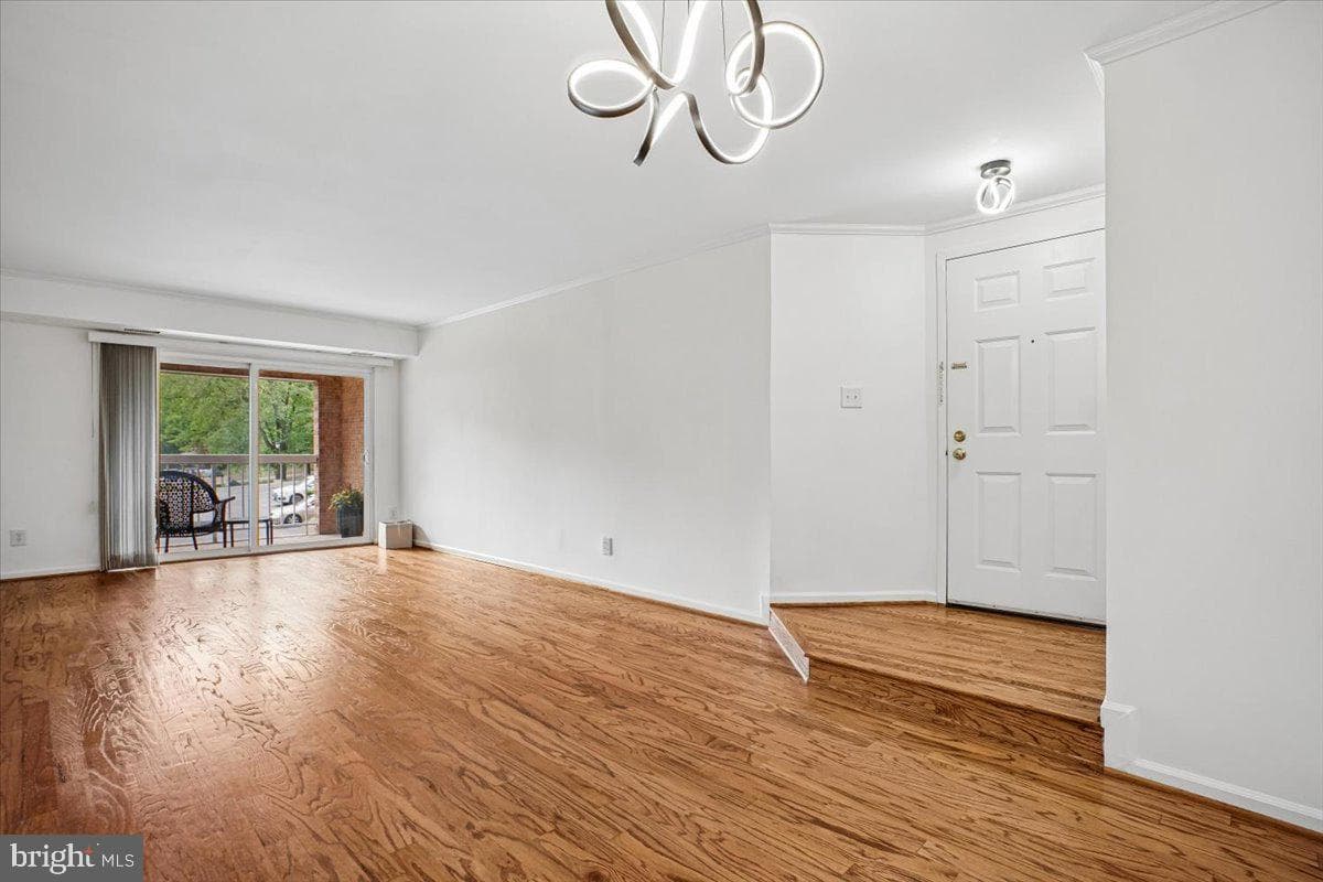 5800 Cove Landing Road #304 photo 12