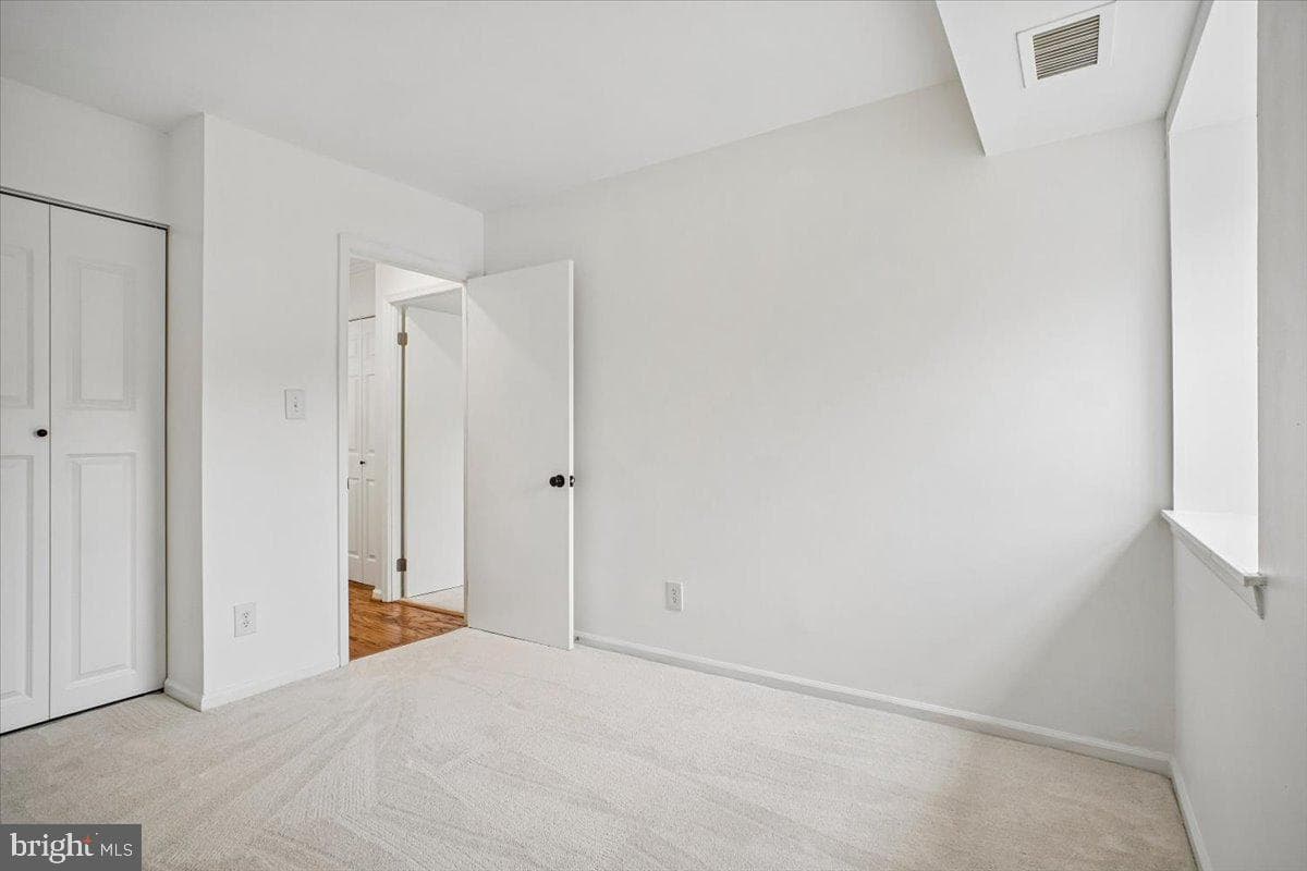 5800 Cove Landing Road #304 photo 25