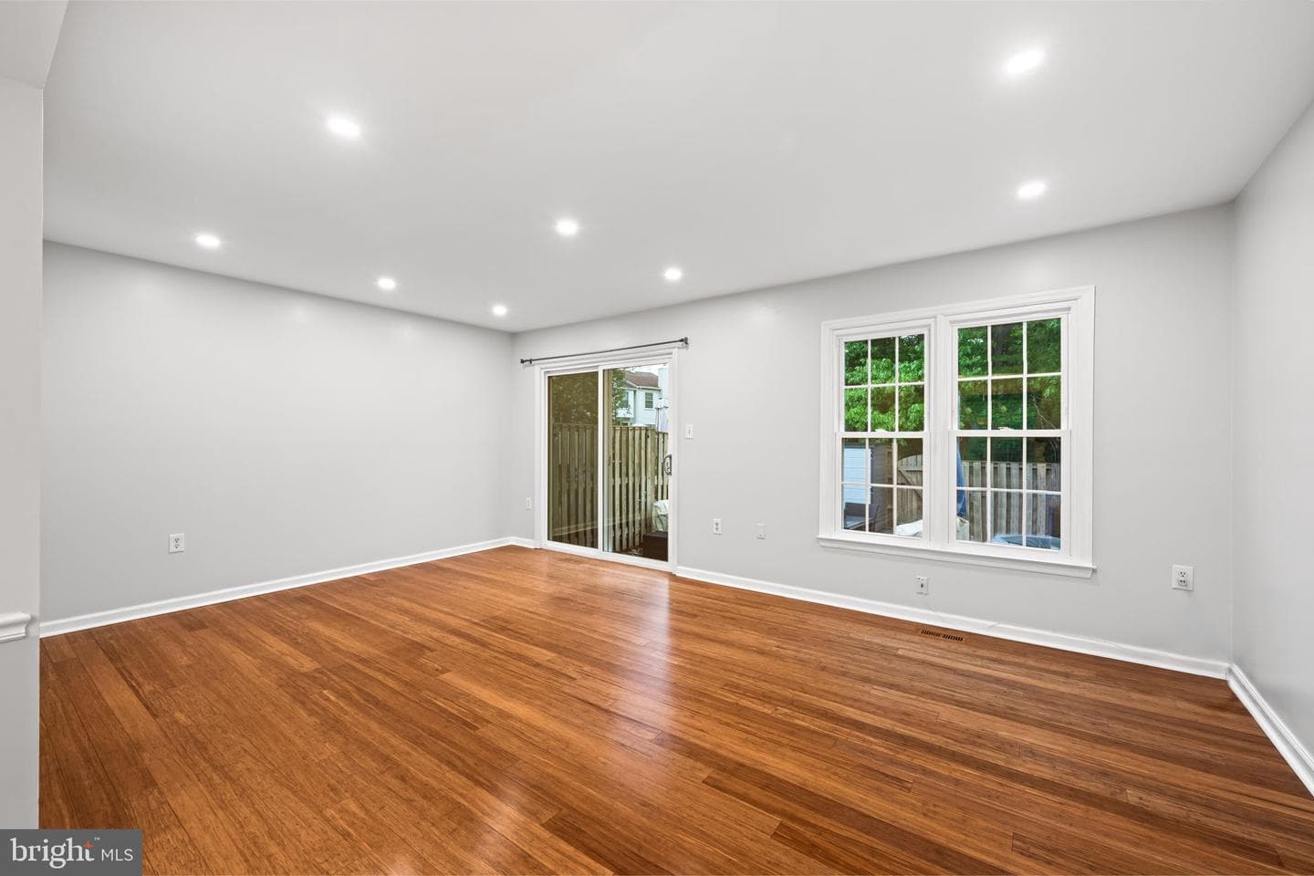 5725 Ridge View Drive photo 18