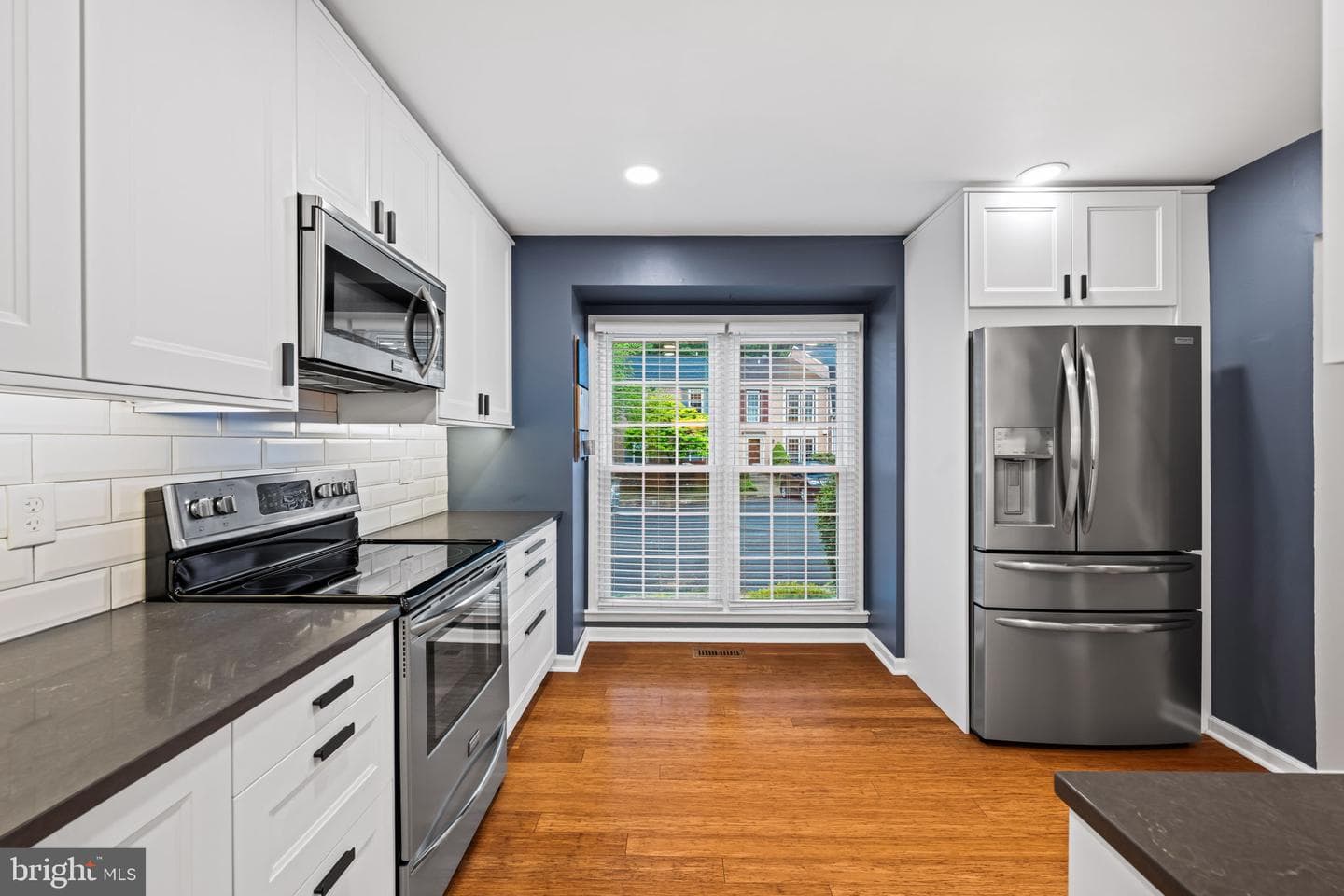 5725 Ridge View Drive photo 5