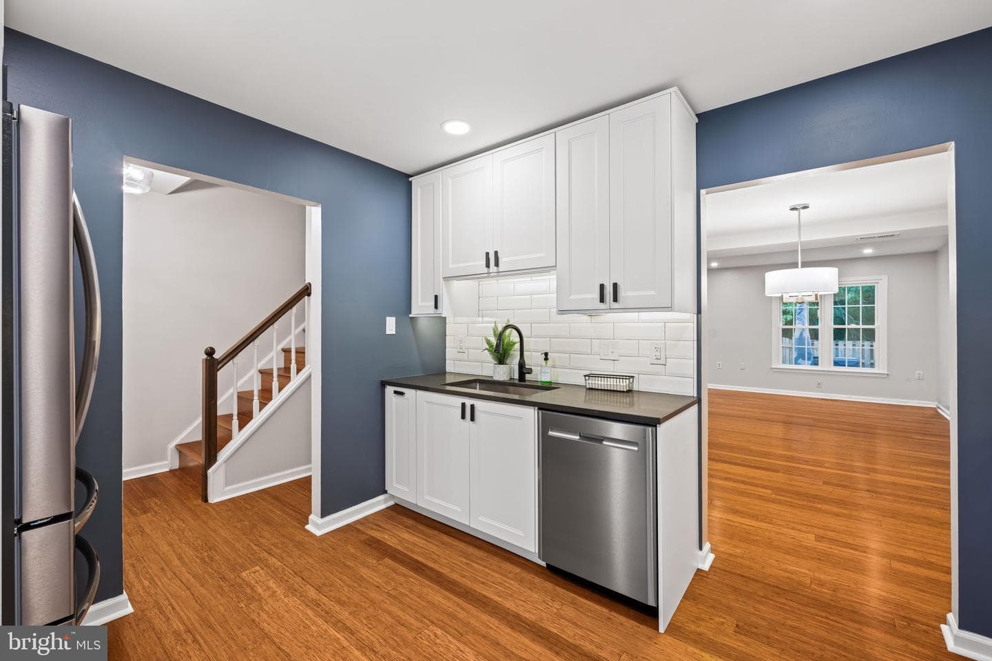 5725 Ridge View Drive photo 8