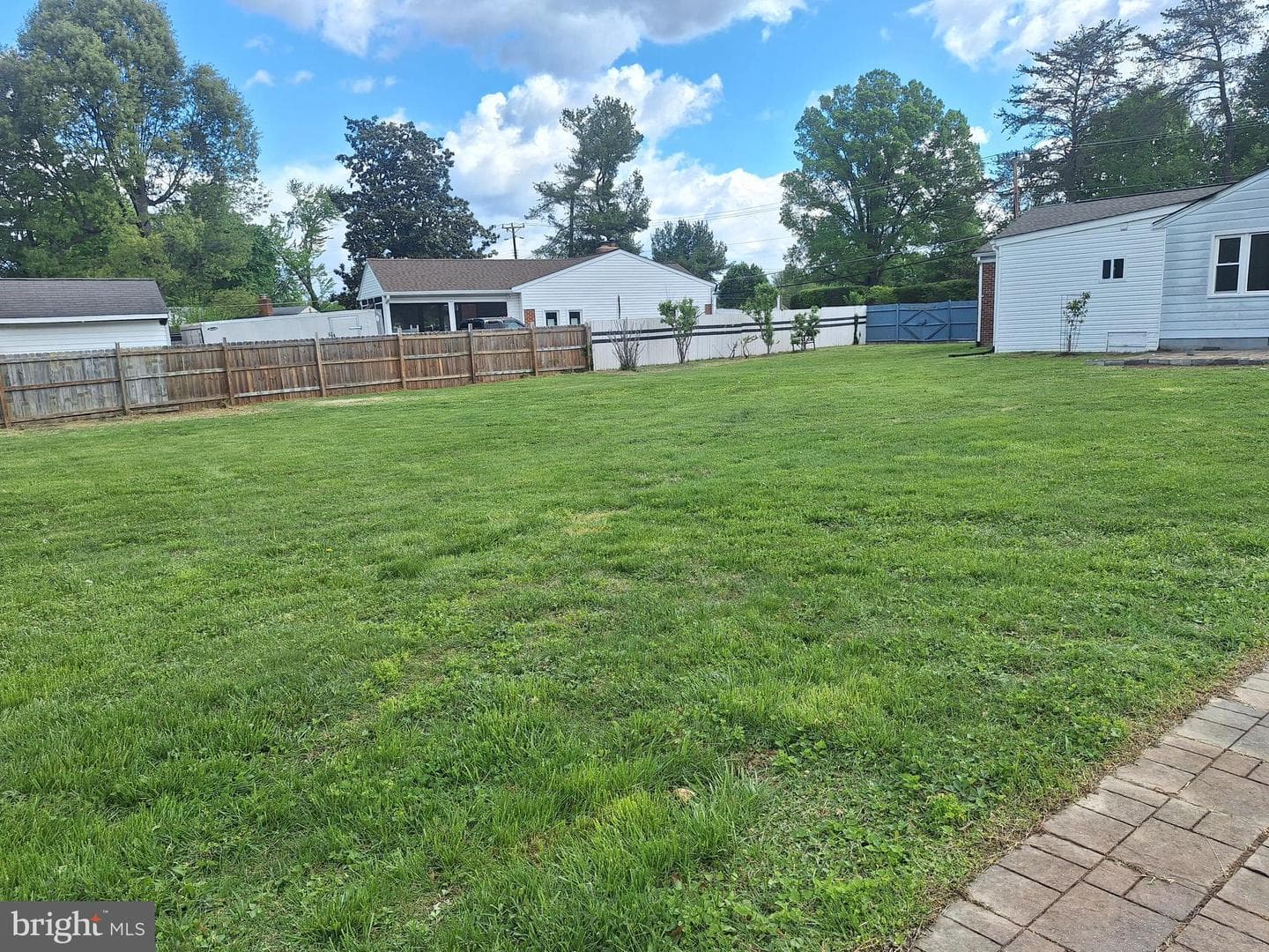 8816 Cooper Road photo 20