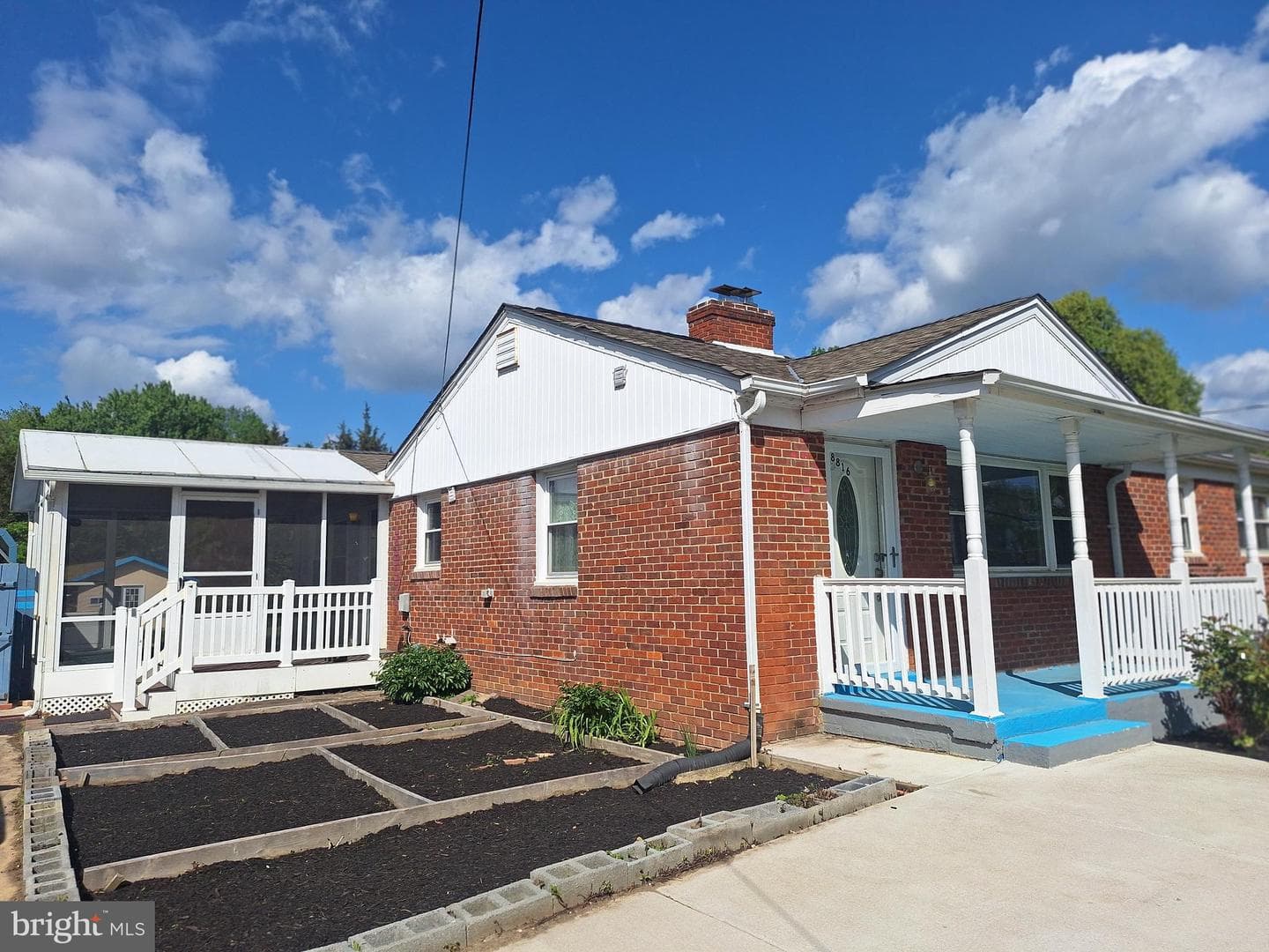 8816 Cooper Road photo 46