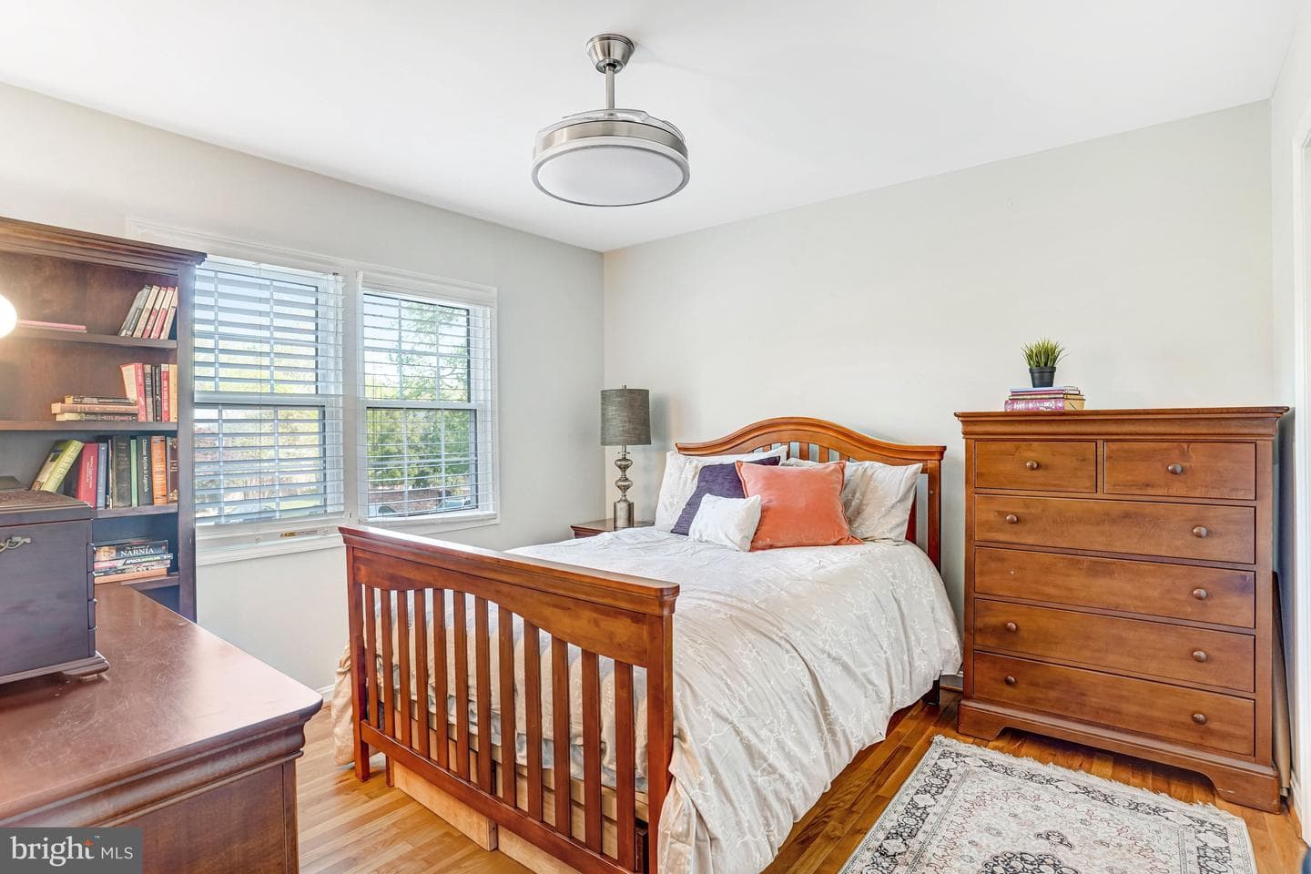 8428 Grenoble Court photo 23